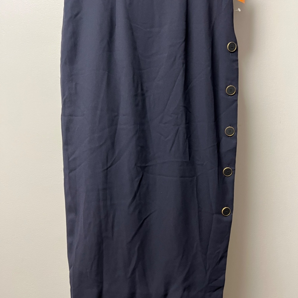 Dress - Picture 2 of 8
